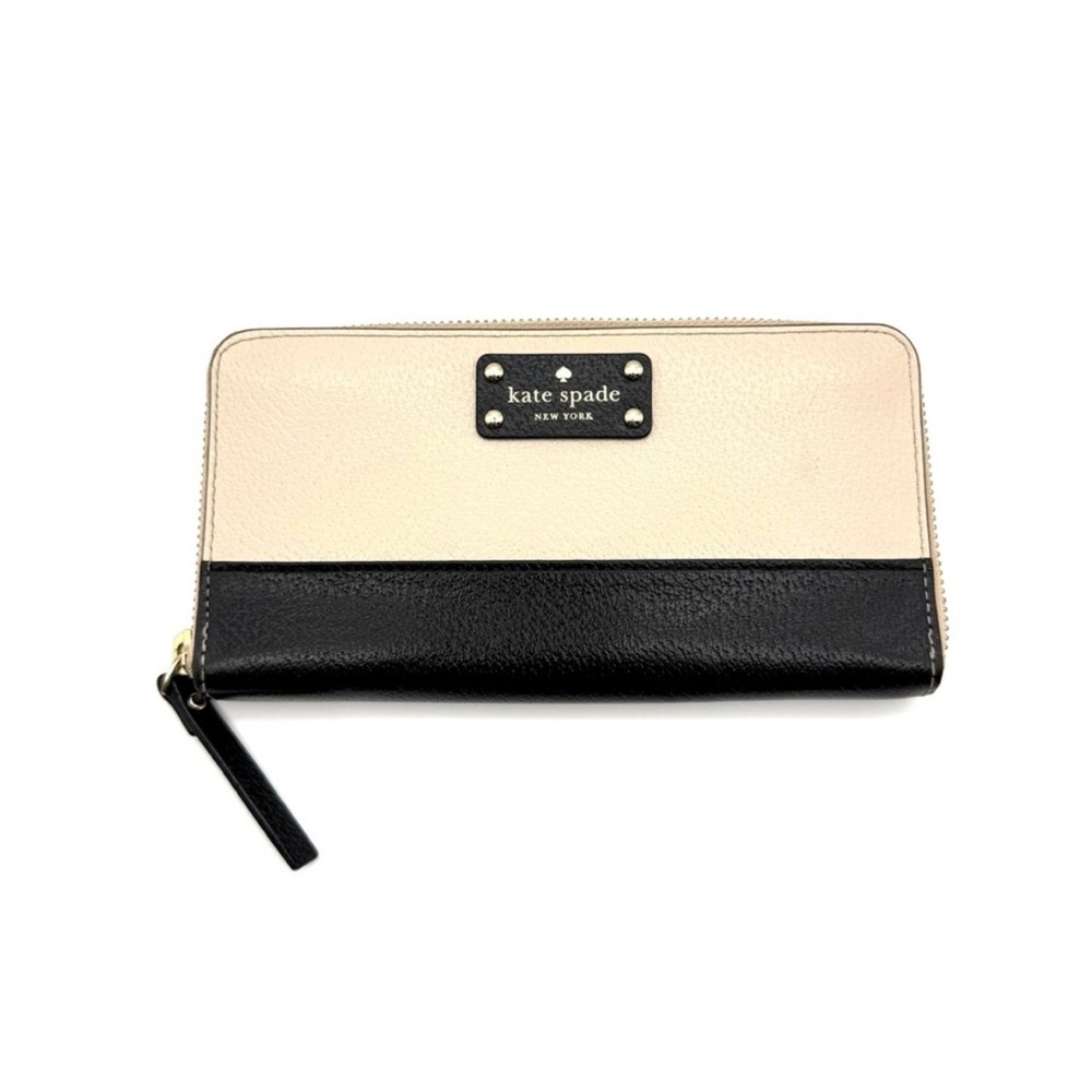 Kate Spade Cream and Black Zip Wallet